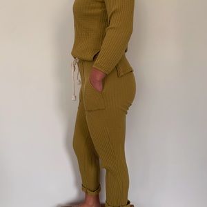 Free People Mustard Beach Set🌊